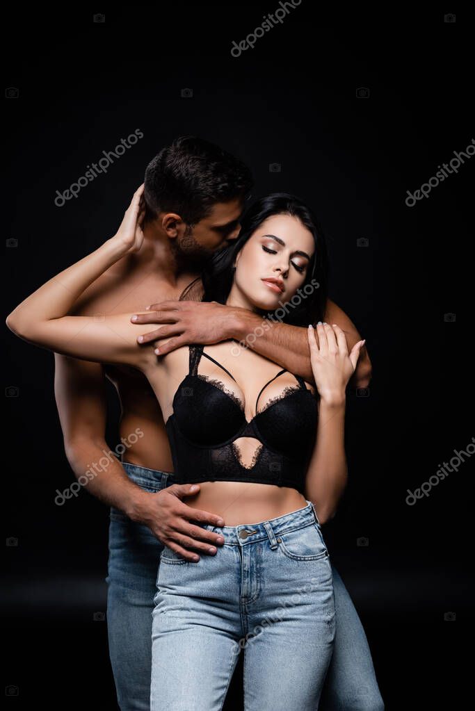 Sexy Girls Wearing Bras Kissing A Boy